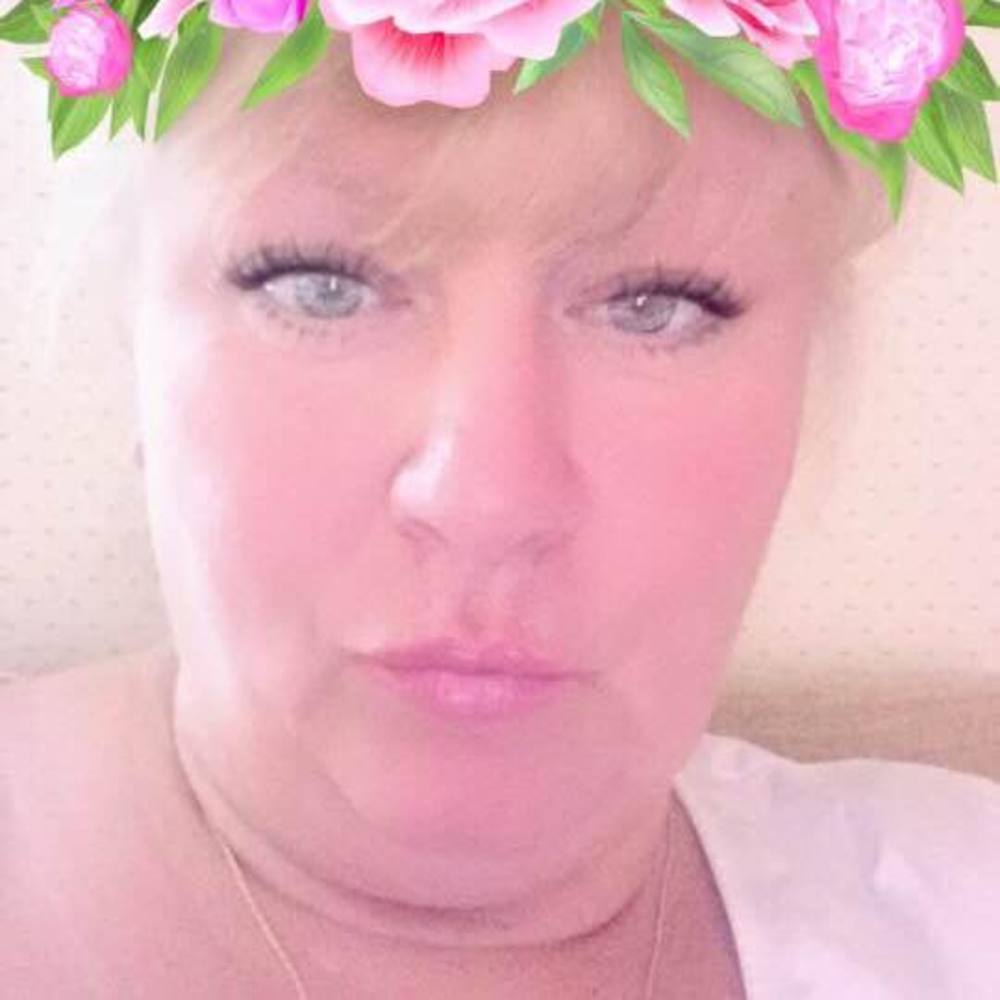 Meet your Posher, Suzanne